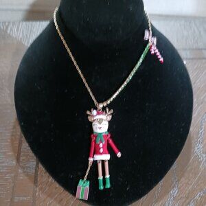 BETSY JOHNSON REINDEER SHOPPER NECKLACE